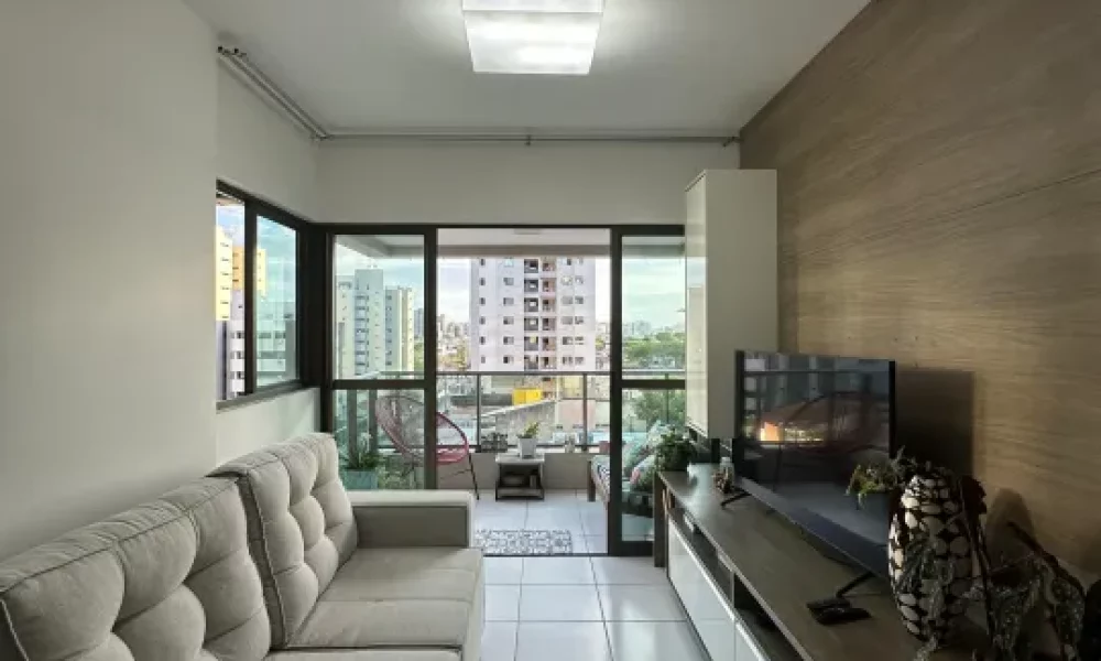 0003-836569128841013